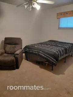 Room for rent in North Richland Hills, TX $900, house