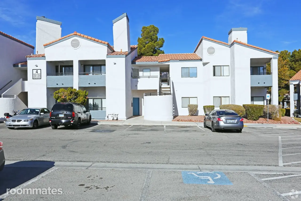 Profile photo 1 of 7