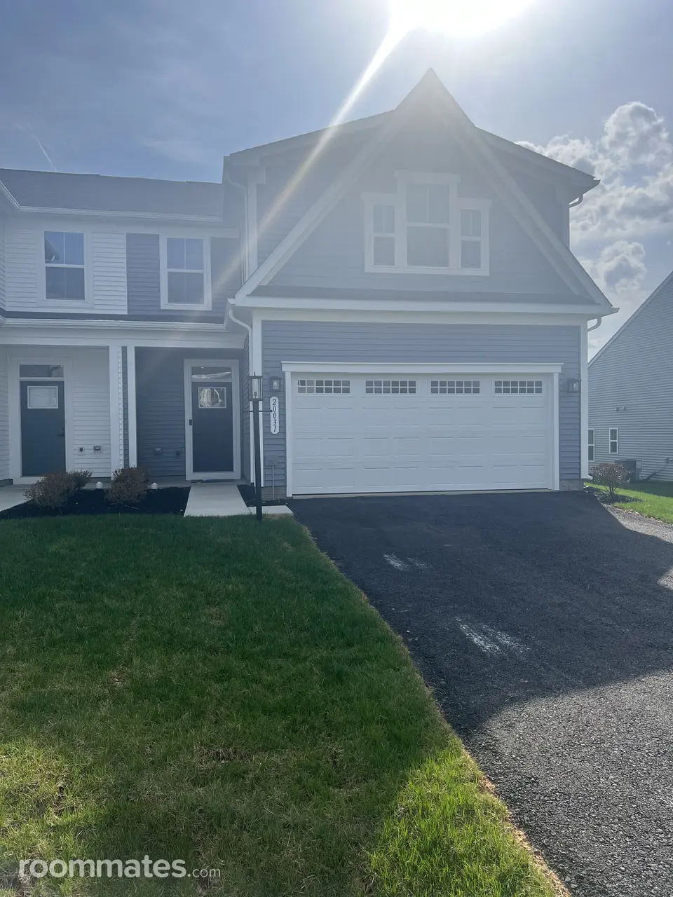 Profile photo 9 of 14