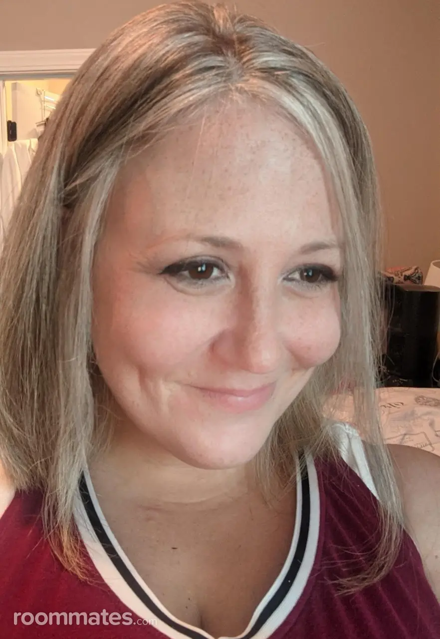 Profile photo 10 of 10