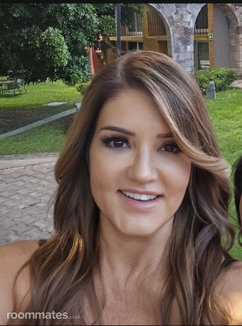 Profile photo 21 of 21