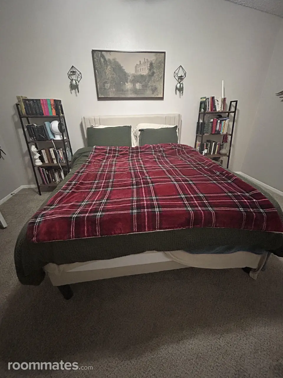 Profile photo 1 of 2