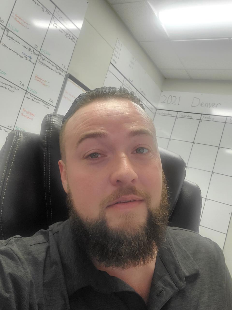 Profile photo 6 of 6