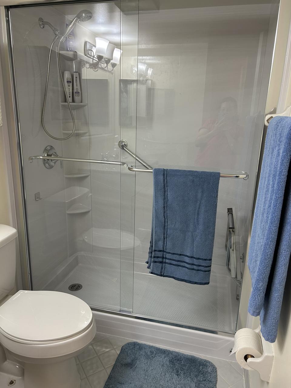 Profile photo 8 of 10