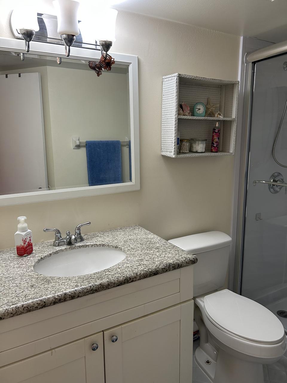 Profile photo 9 of 10