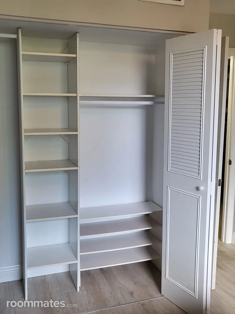 Profile photo 6 of 11