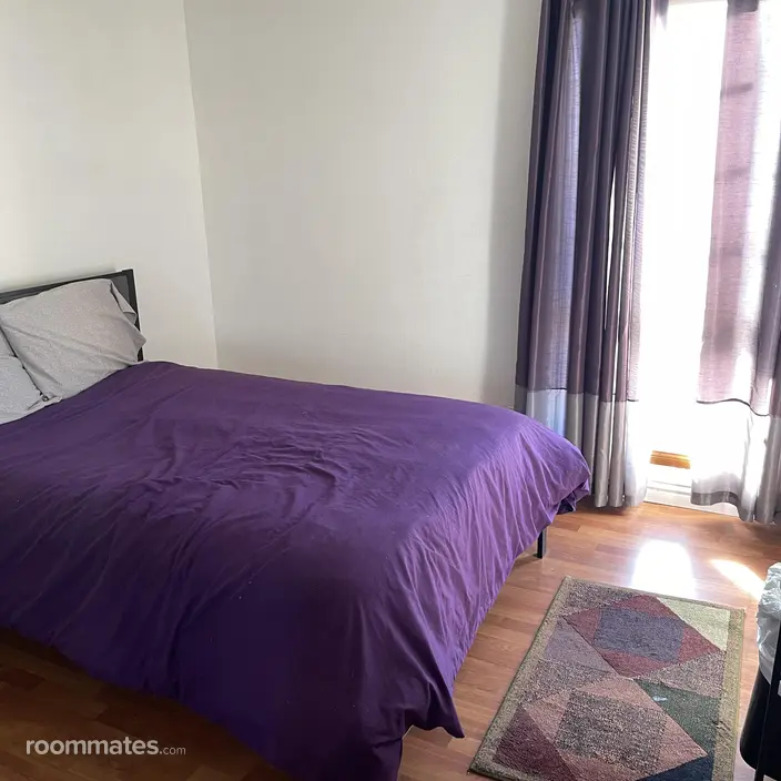 Room for rent in Santa Ana, CA $1400, house