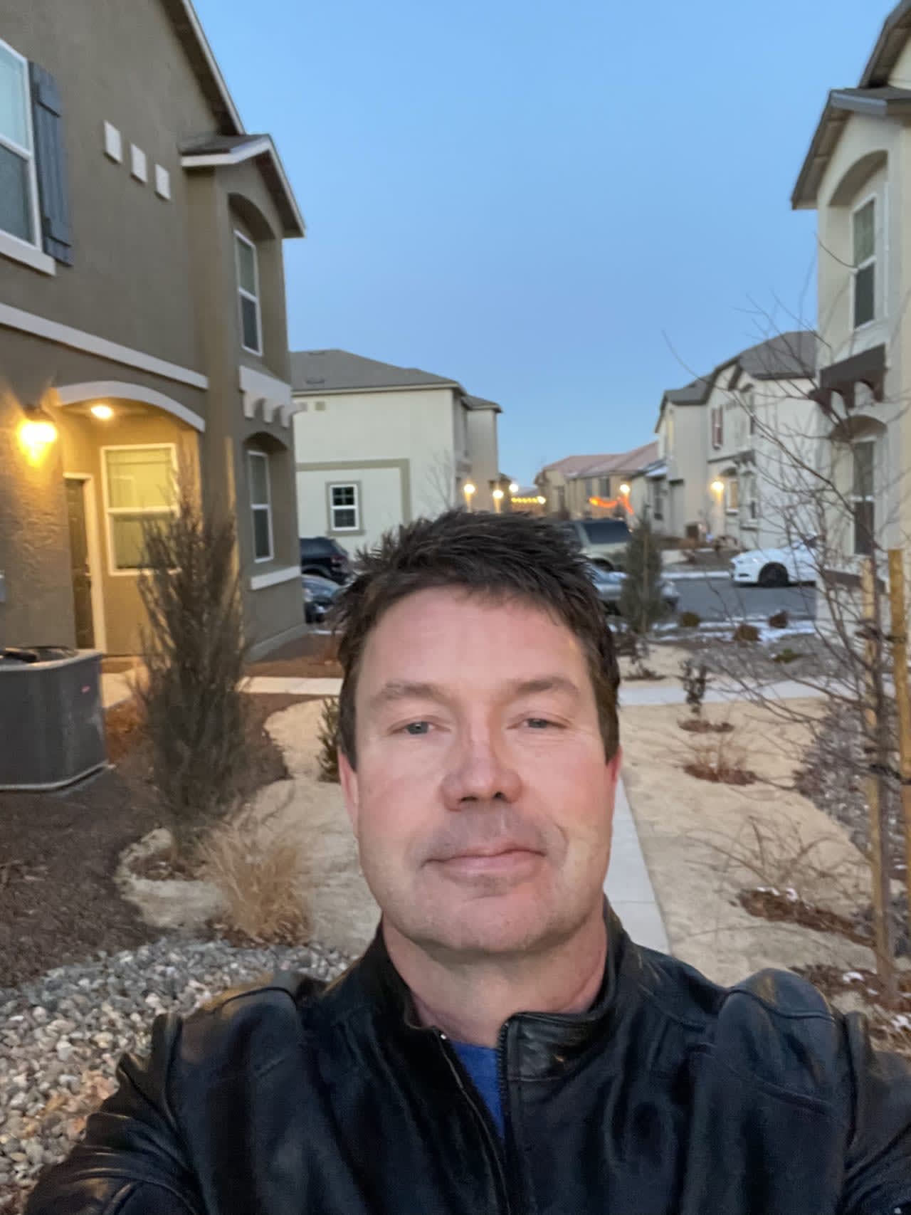 Profile photo 8 of 8