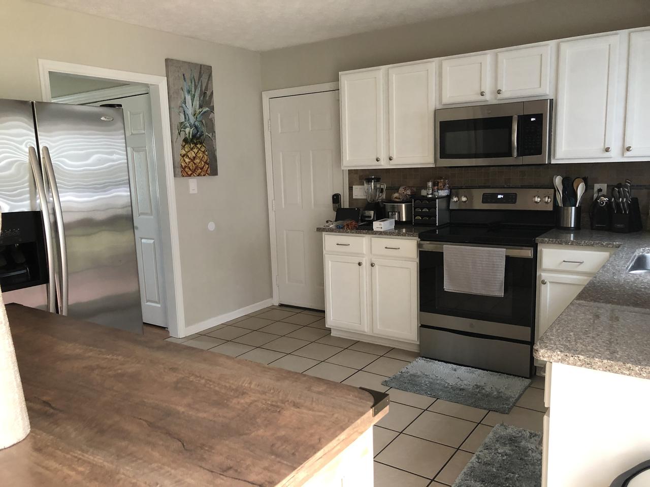 Profile photo 6 of 10