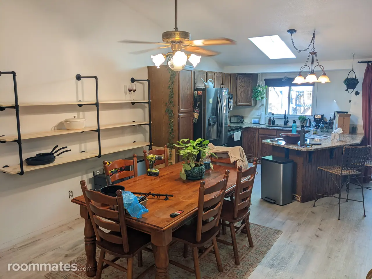 Profile photo 1 of 6