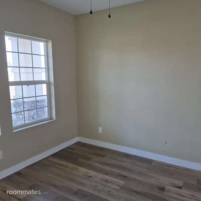 Room for rent in Sacramento, CA $800, house