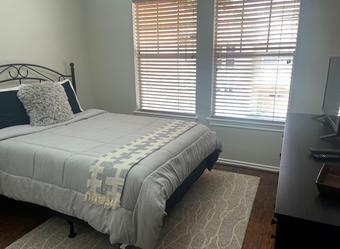 Room for rent in The Woodlands, TX $850, condo