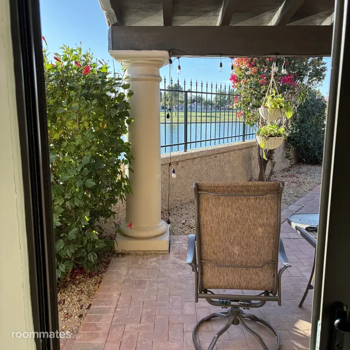 Room for rent in Scottsdale, AZ $700, townhouse