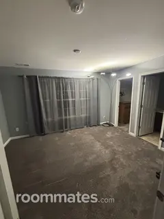 Room for rent in Newport News, VA $1050, townhouse