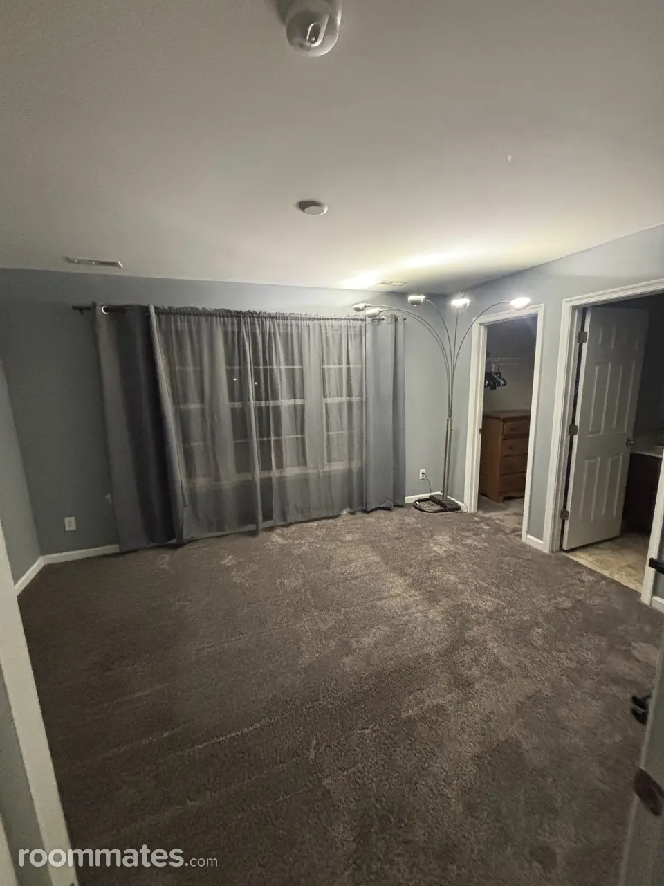 Profile photo 6 of 9