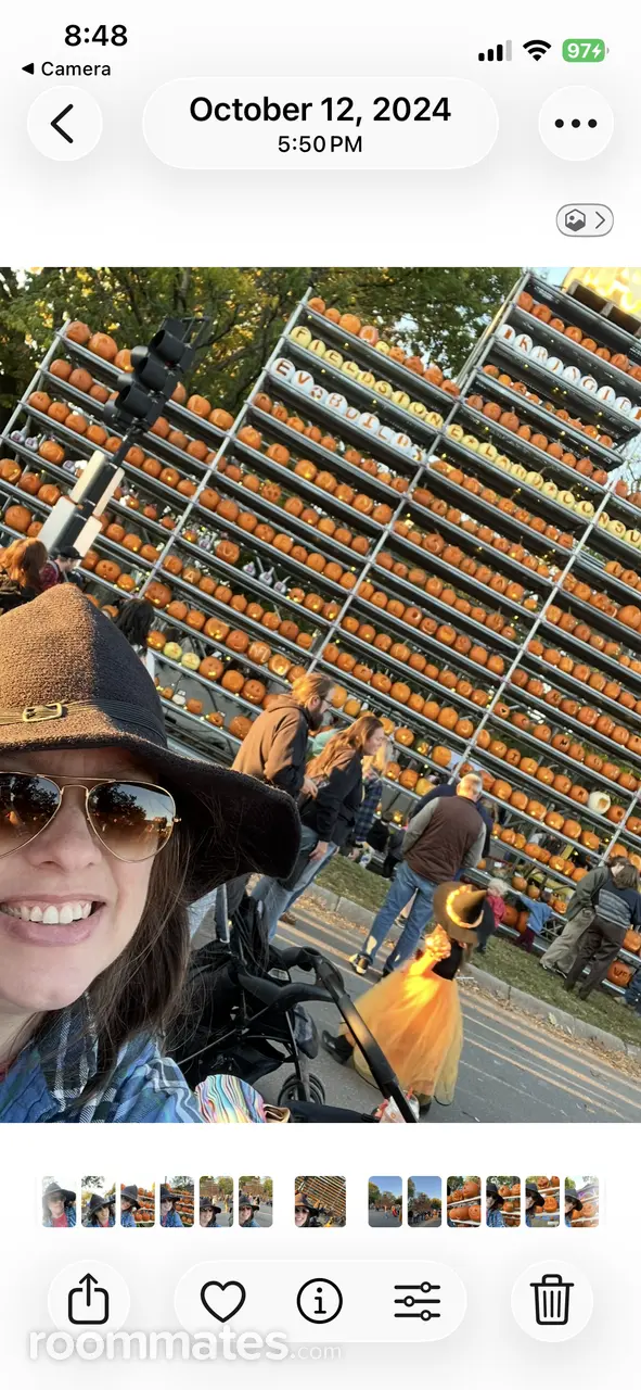 Profile photo 7 of 8