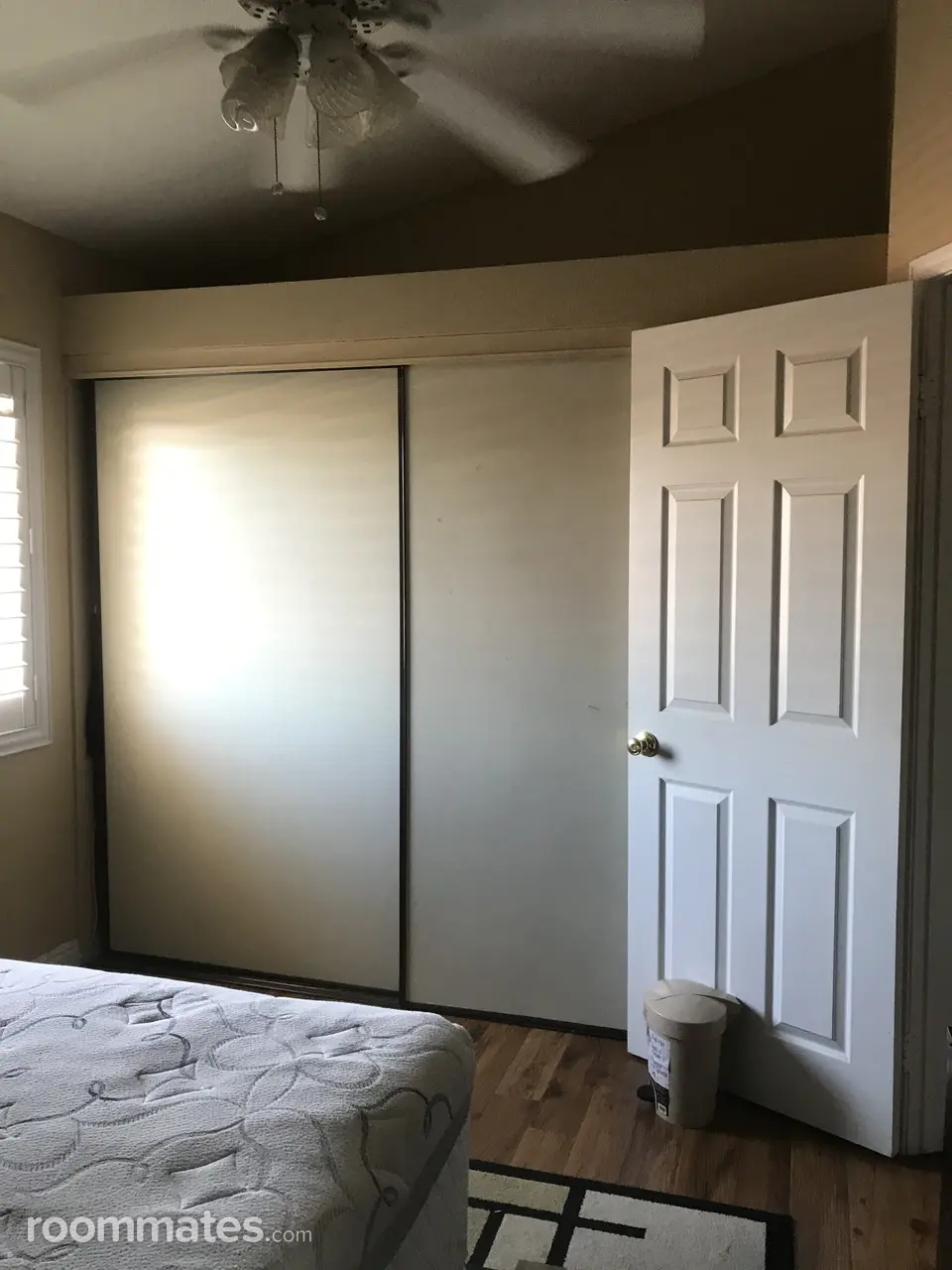 Profile photo 4 of 15