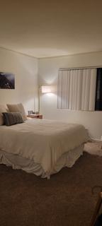 Room for rent in Huntington Beach, CA $1600, condo
