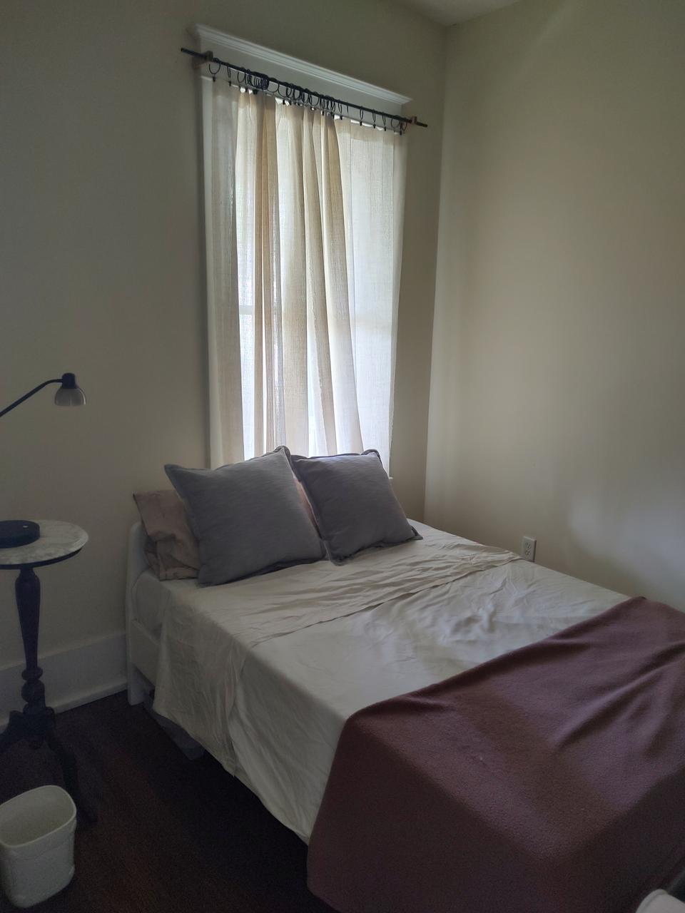 Profile photo 4 of 10