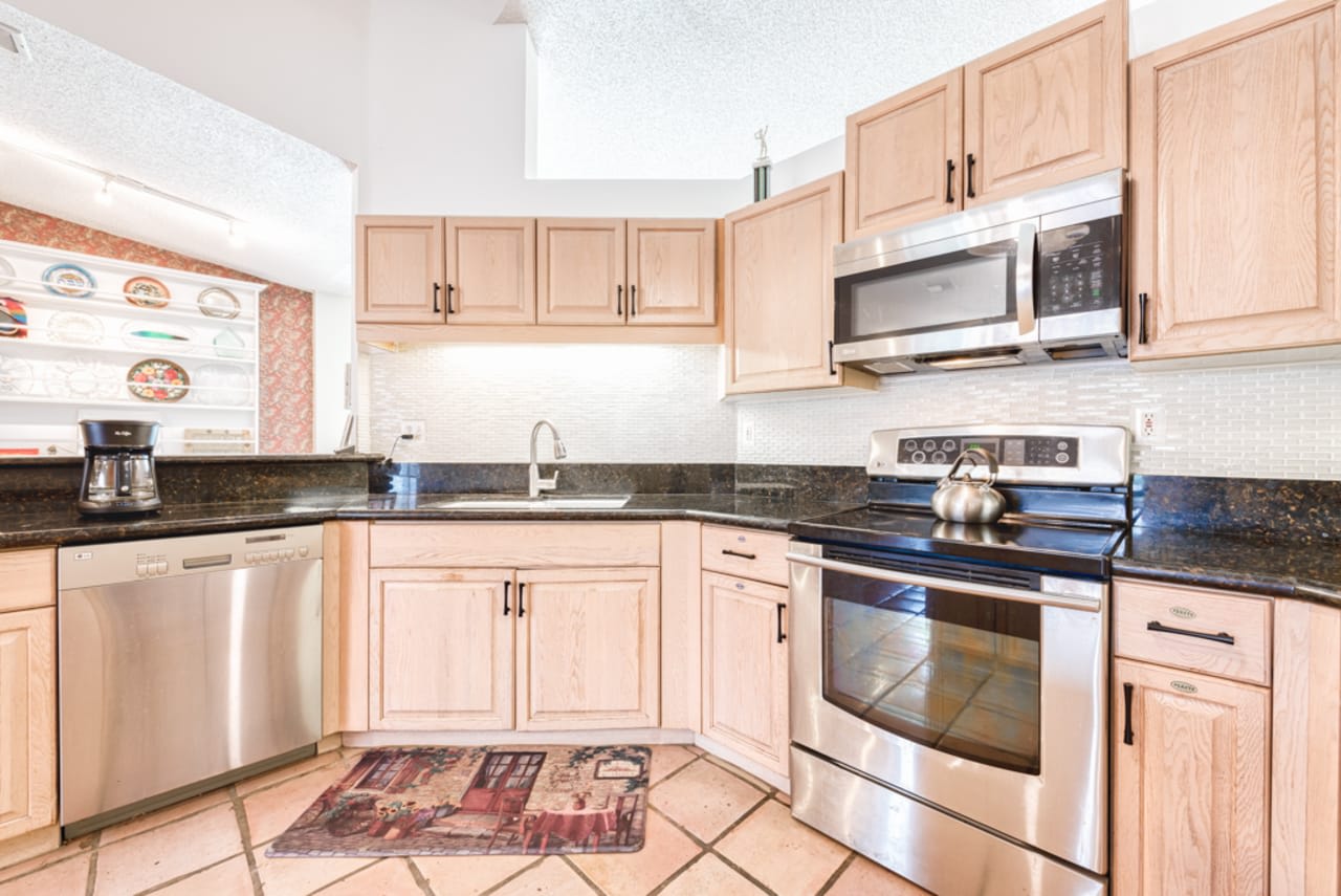 Profile photo 3 of 20