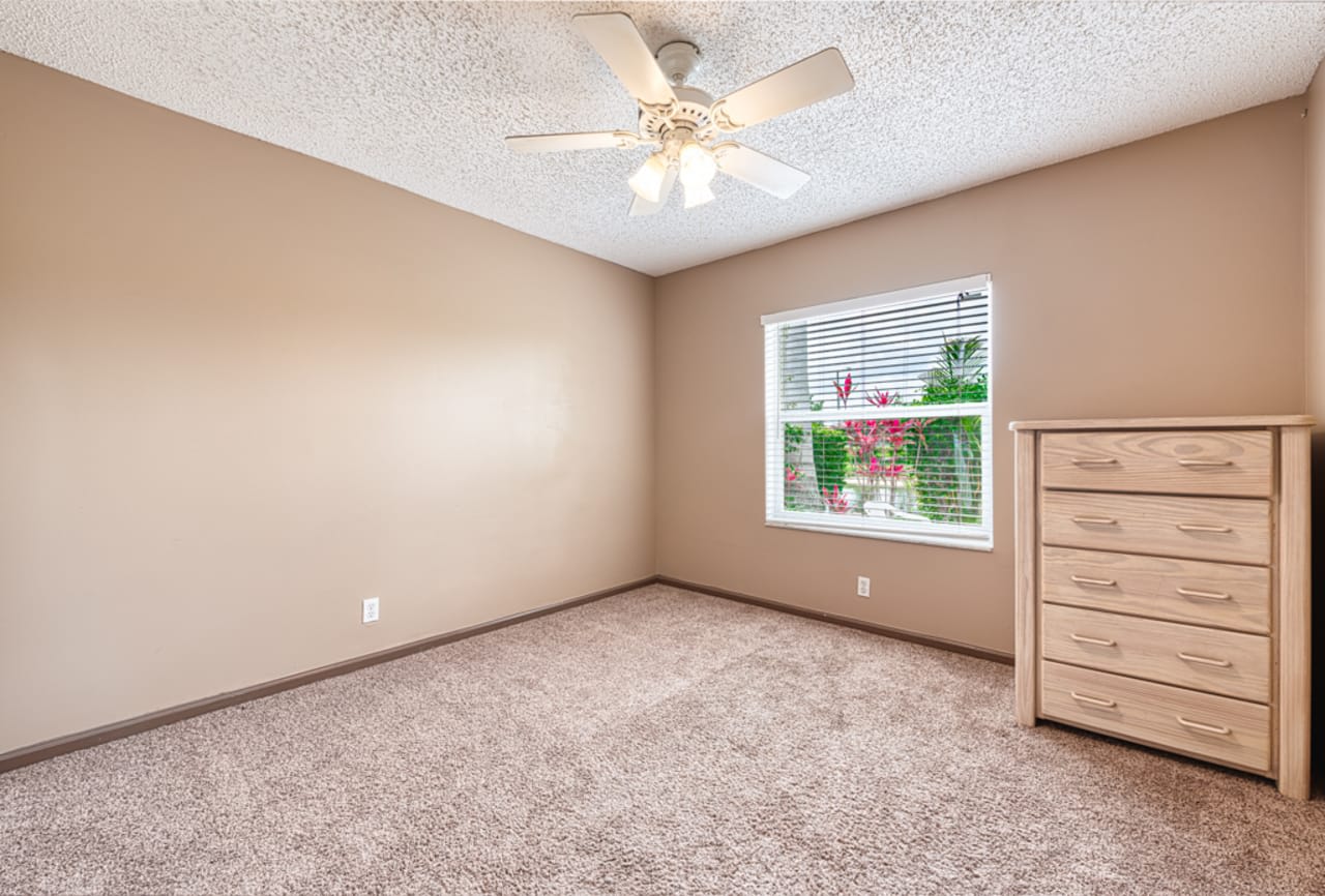 Profile photo 13 of 20