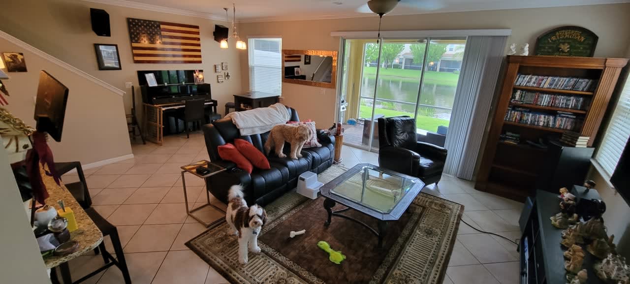 Profile photo 4 of 7