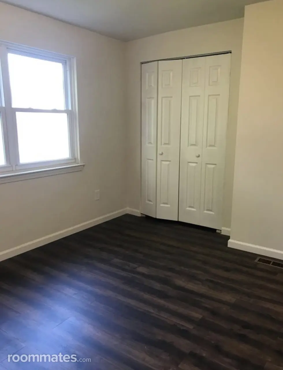 Profile photo 1 of 6