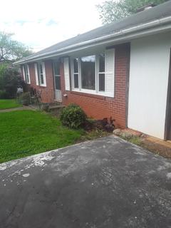 Room for rent in Lynchburg, VA $700, house