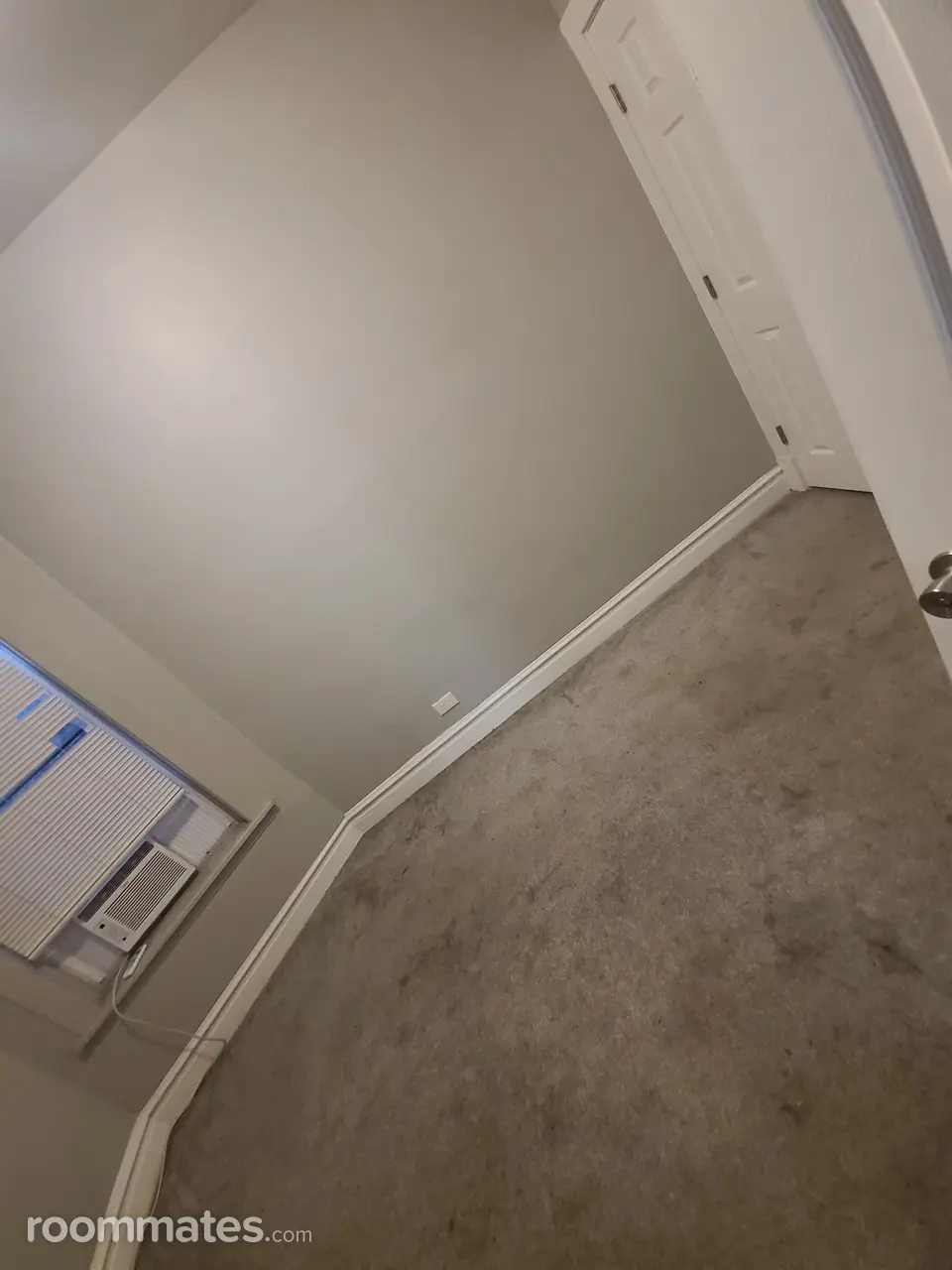 Profile photo 3 of 10