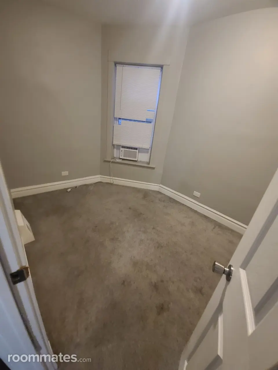 Profile photo 1 of 10