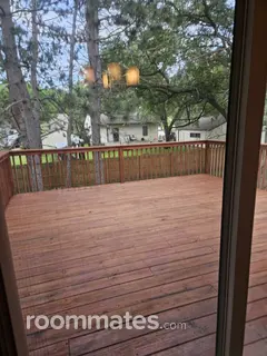 Room for rent in Blaine, MN $1350, house