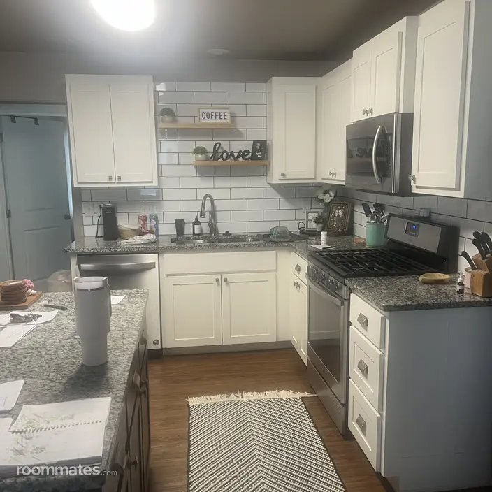 Room for rent in Conway, AR $875, house