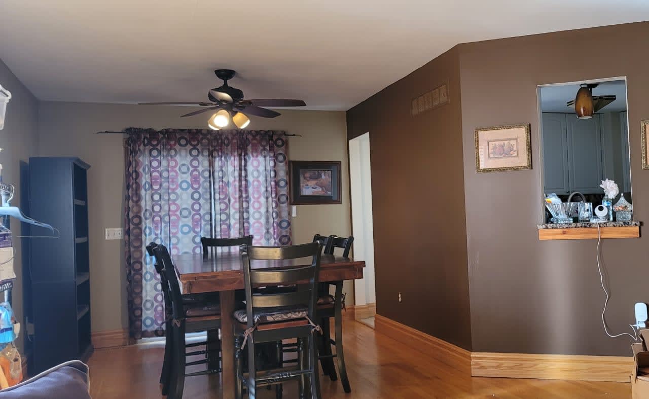 Profile photo 4 of 11