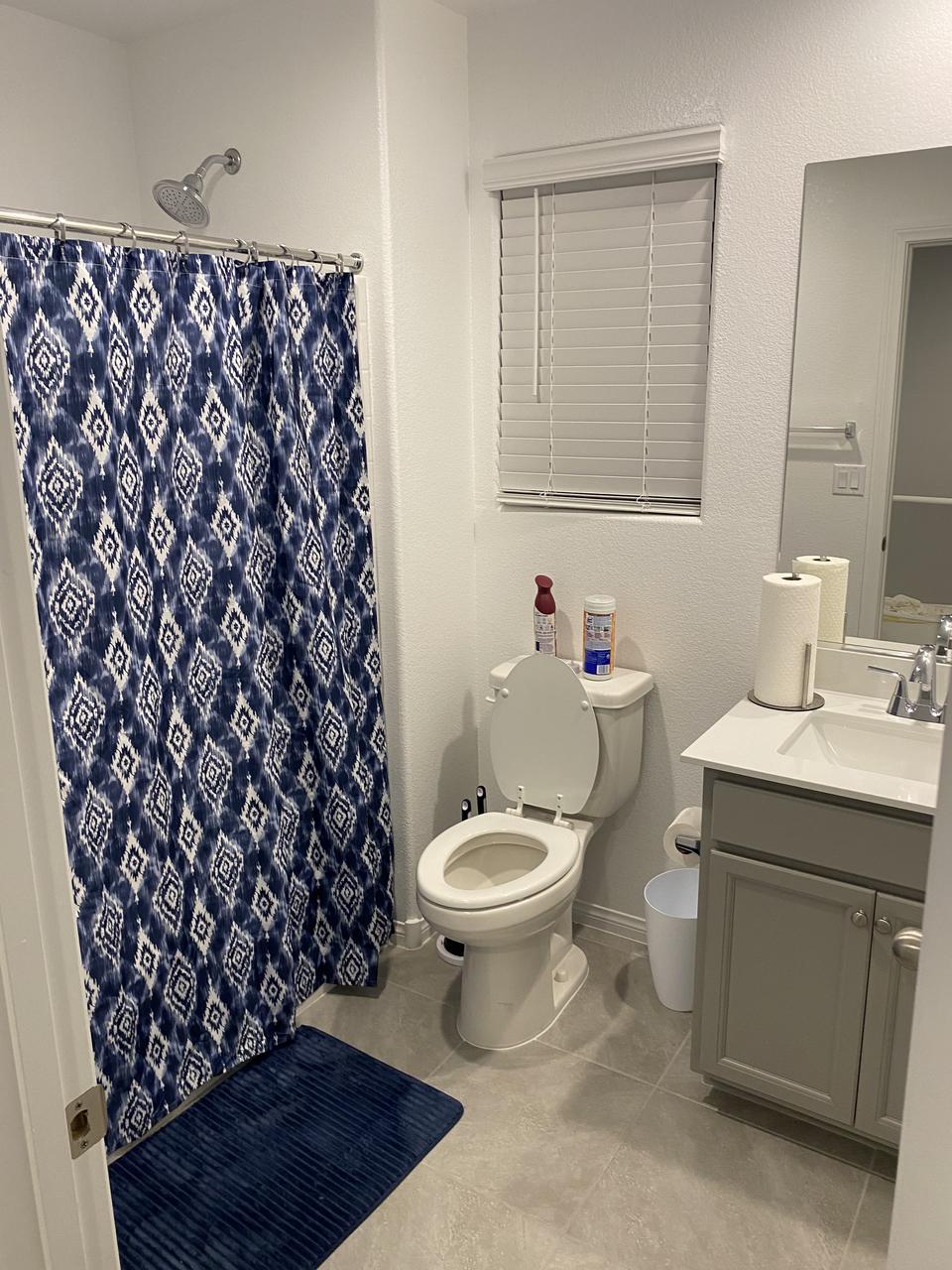 Profile photo 4 of 8