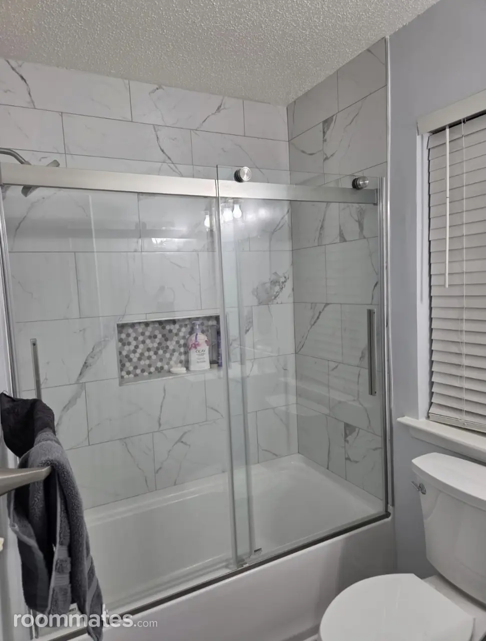 Profile photo 1 of 5