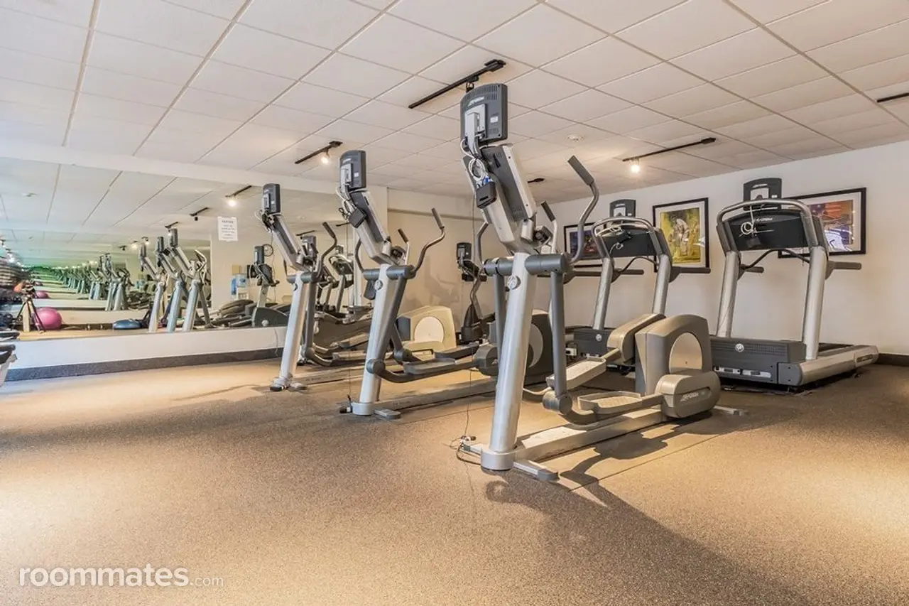 Profile photo 5 of 10