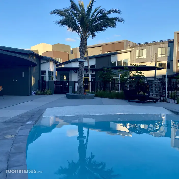 Room for rent in Fremont, CA $1950, condo