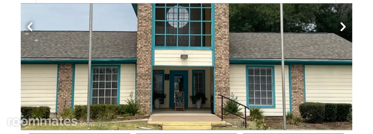 Profile photo 6 of 12