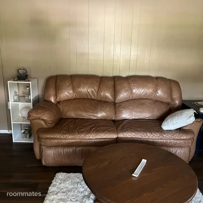 Room for rent in Gainesville, FL $800, house