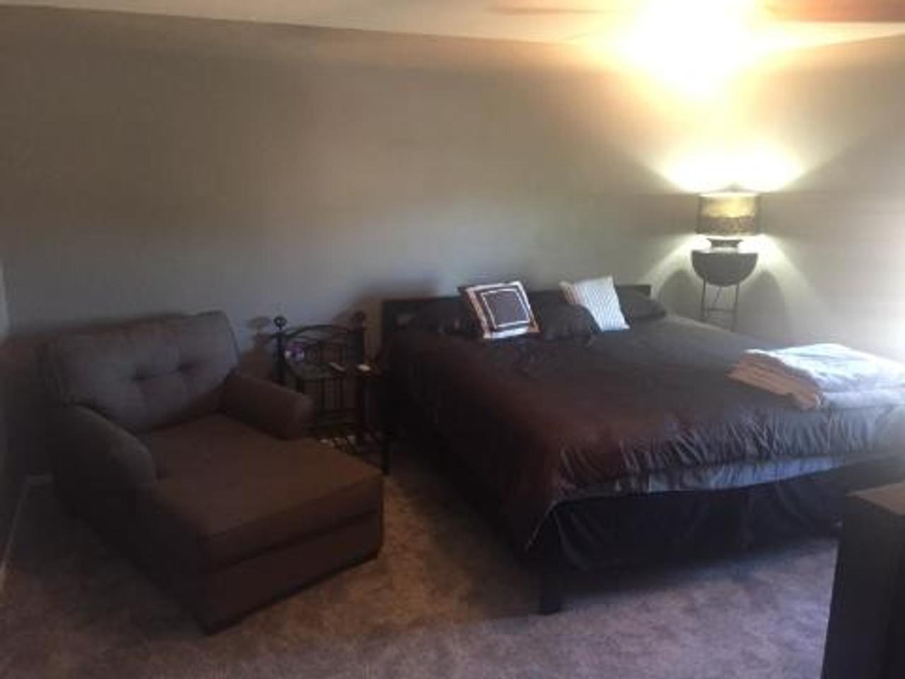 Profile photo 2 of 9