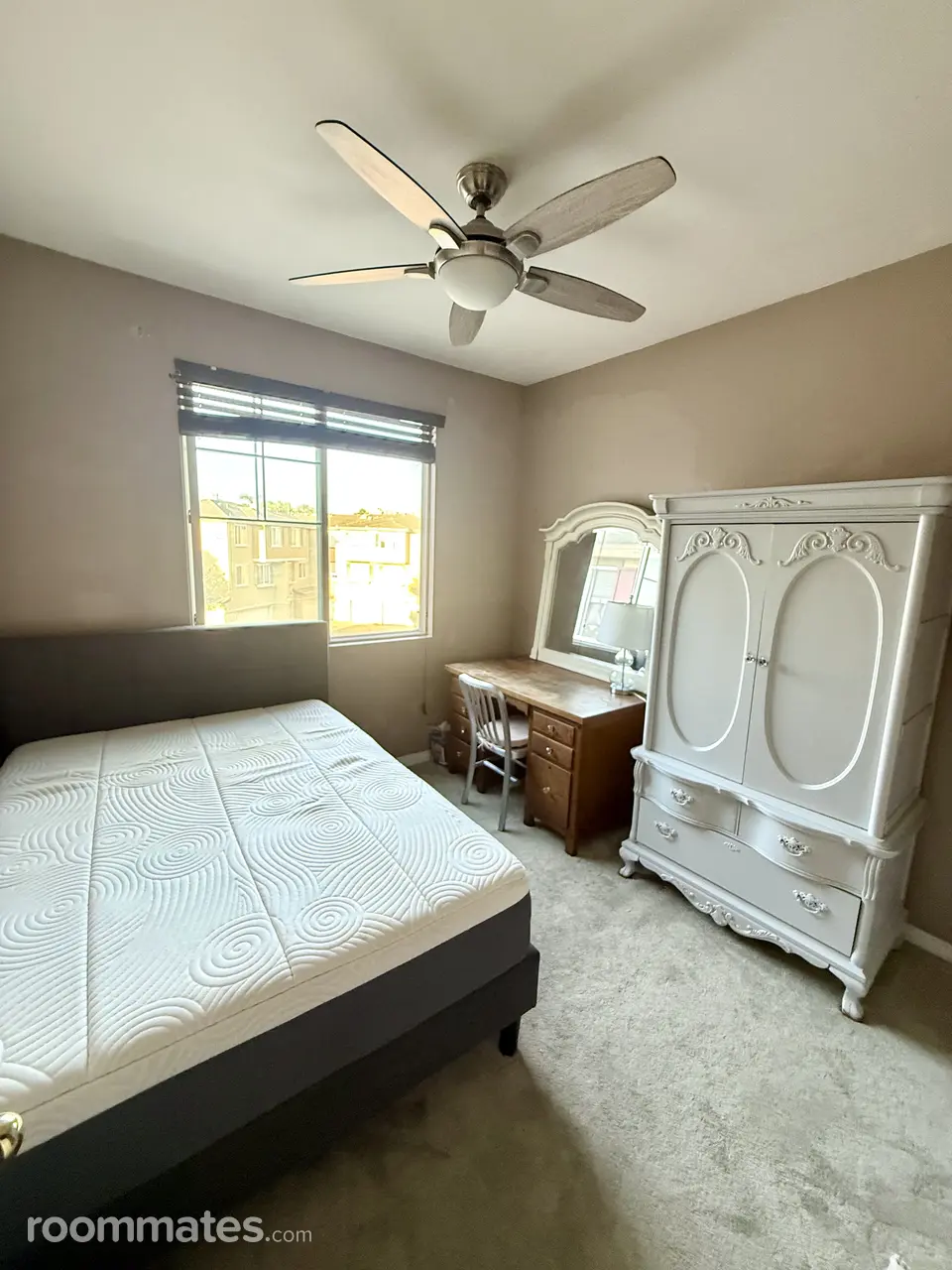 Profile photo 6 of 11