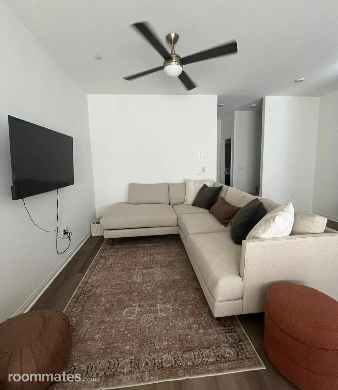 Profile photo 5 of 13