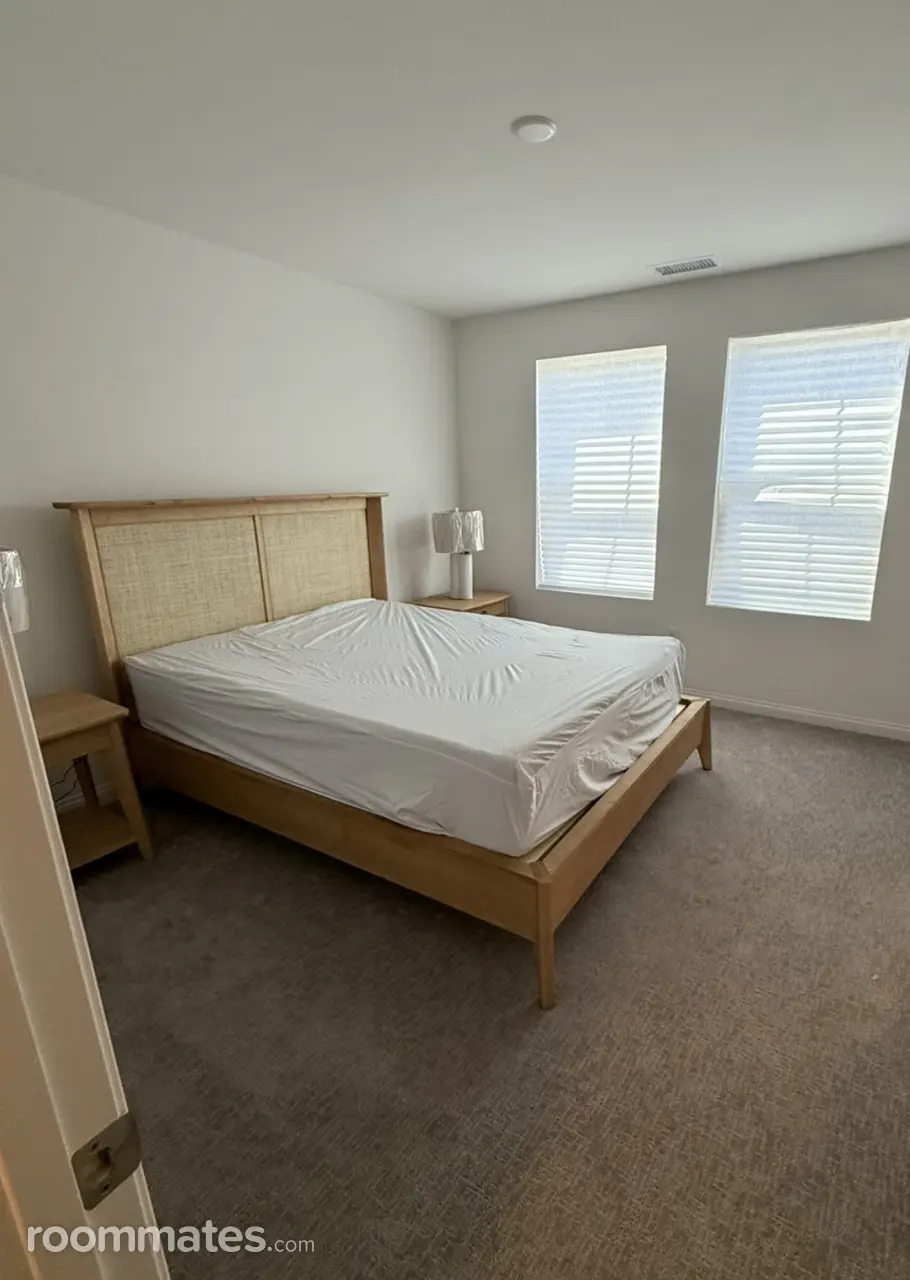 Profile photo 2 of 13