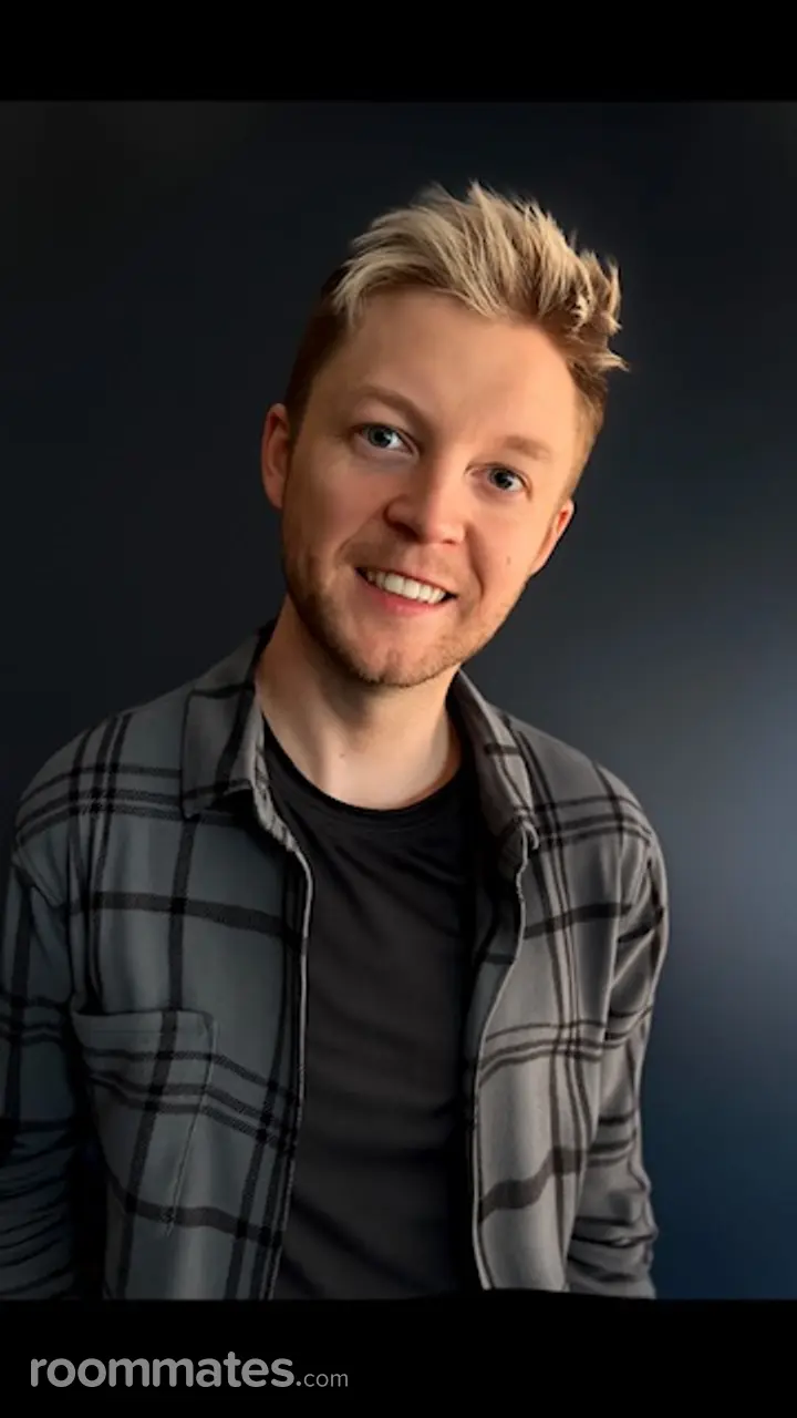 Profile photo 1 of 1