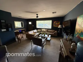 Room for rent in Phoenix, AZ $1400, house