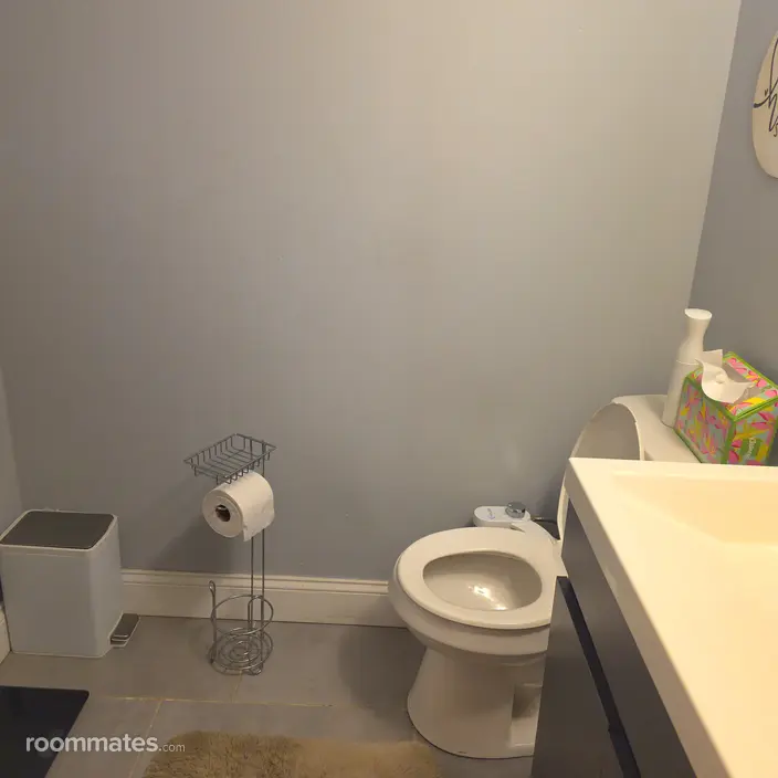 Room for rent in Philadelphia, PA $900, house