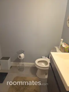 Room for rent in Philadelphia, PA $900, house