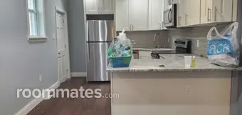 Room for rent in Philadelphia, PA $900, house