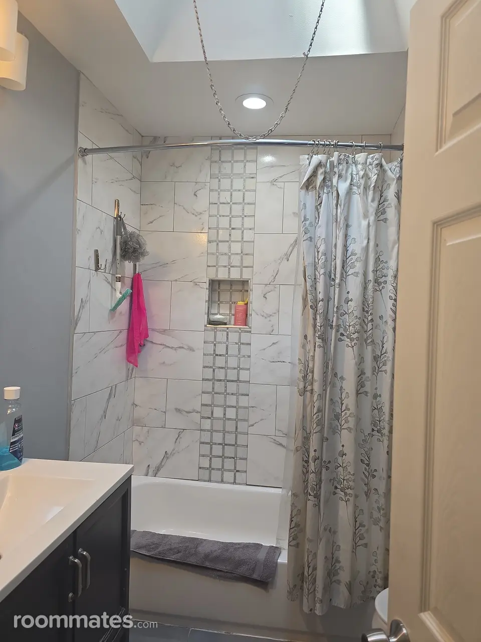 Profile photo 5 of 6