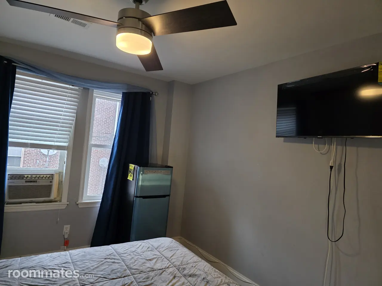 Profile photo 2 of 6